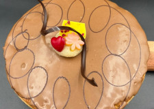 Mazarintærte med nougat og valnødder